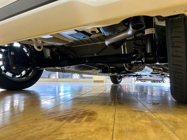 Ｎ－ＢＯＸカスタム ベースグレード　バックカメラ　両側スライド・片側電動　クリアランスソナー　オートクルーズコントロール　衝突被害軽減システム　オートライト　ＬＥＤヘッドランプ　スマートキー　アイドリングストップ　電動格納ミラー　ＣＶＴ（63枚目）