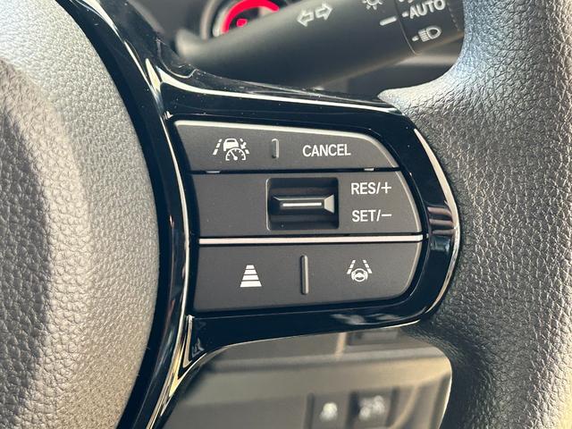 Ｎ－ＢＯＸカスタム ベースグレード　バックカメラ　両側スライド・片側電動　クリアランスソナー　オートクルーズコントロール　レーンアシスト　衝突被害軽減システム　オートライト　ＬＥＤヘッドランプ　スマートキー　アイドリングストップ（12枚目）