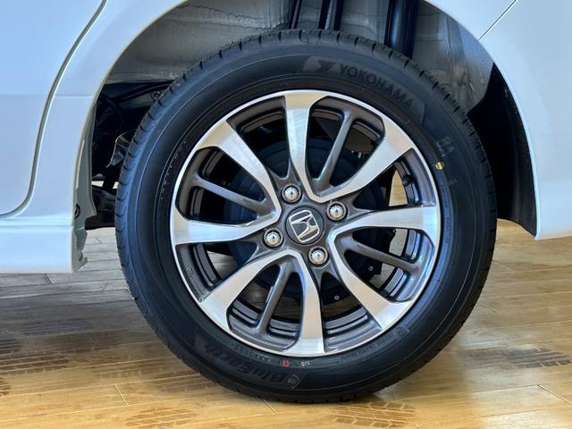 Ｎ－ＢＯＸカスタム ベースグレード　バックカメラ　両側スライド・片側電動　クリアランスソナー　オートクルーズコントロール　レーンアシスト　衝突被害軽減システム　オートライト　ＬＥＤヘッドランプ　スマートキー　アイドリングストップ（24枚目）