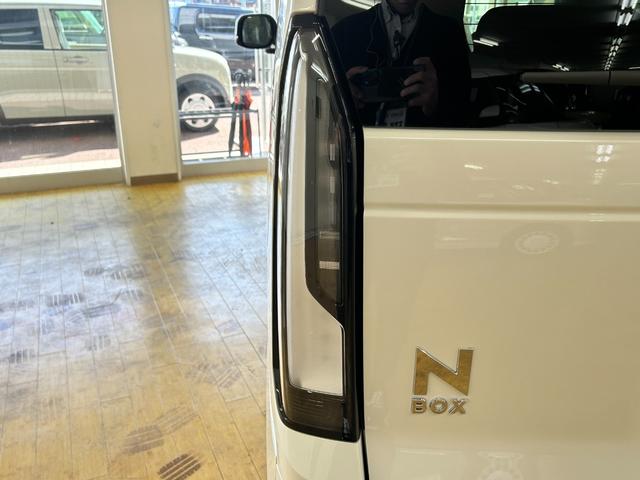 Ｎ－ＢＯＸカスタム ベースグレード　バックカメラ　両側スライド・片側電動　クリアランスソナー　オートクルーズコントロール　レーンアシスト　衝突被害軽減システム　オートライト　ＬＥＤヘッドランプ　スマートキー　アイドリングストップ（48枚目）