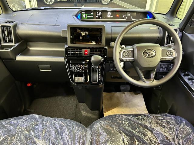 タント カスタムＸ　バックカメラ　両側電動スライドドア　クリアランスソナー　オートクルーズコントロール　衝突被害軽減システム　オートライト　ＬＥＤヘッドランプ　スマートキー　アイドリングストップ　電動格納ミラー（5枚目）