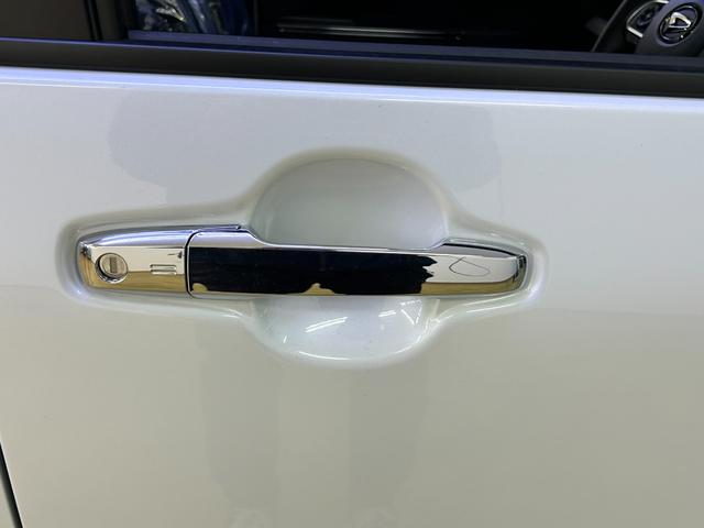 タント カスタムＸ　バックカメラ　両側電動スライドドア　クリアランスソナー　オートクルーズコントロール　衝突被害軽減システム　オートライト　ＬＥＤヘッドランプ　スマートキー　アイドリングストップ　電動格納ミラー（31枚目）