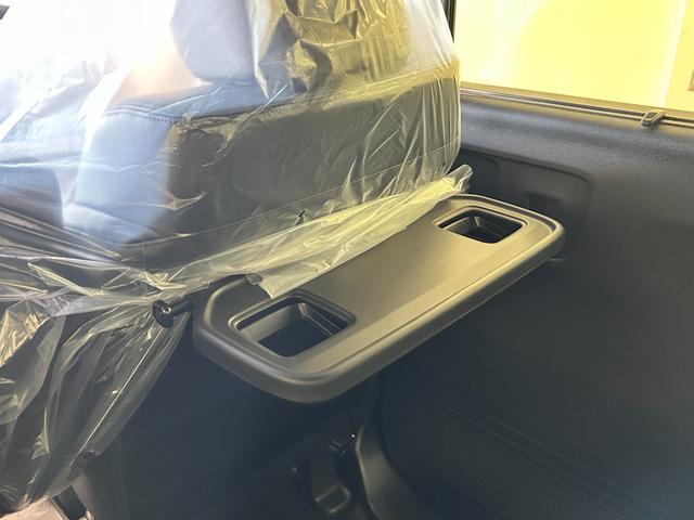 Ｎ－ＢＯＸカスタム ターボ　バックカメラ　両側電動スライドドア　クリアランスソナー　オートクルーズコントロール　衝突被害軽減システム　オートライト　ＬＥＤヘッドランプ　スマートキー　アイドリングストップ　電動格納ミラー（42枚目）