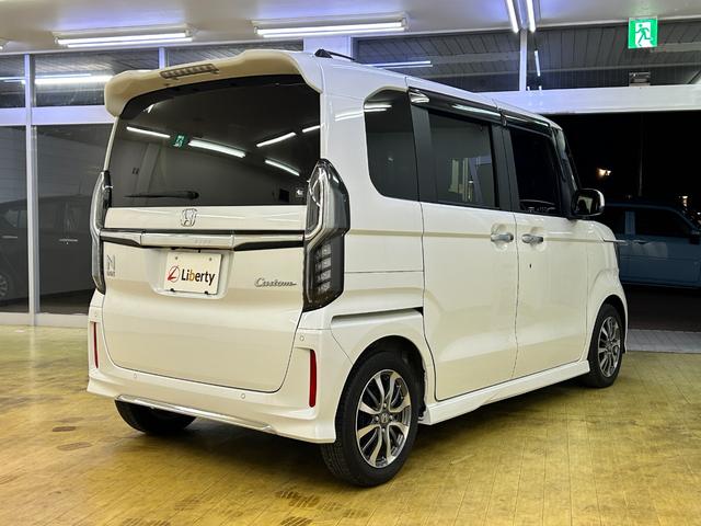 Ｎ－ＢＯＸカスタム Ｌ　ＥＴＣ　バックカメラ　両側スライド・片側電動　ＴＶ　クリアランスソナー　オートクルーズコントロール　レーンアシスト　衝突被害軽減システム　オートライト　ＬＥＤヘッドランプ（18枚目）
