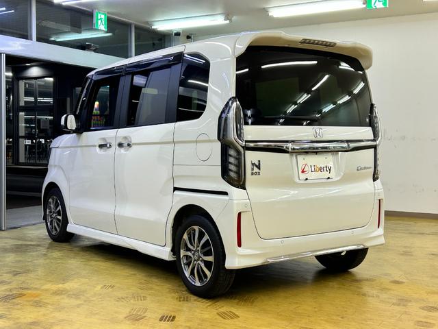 Ｎ－ＢＯＸカスタム Ｌ　ＥＴＣ　バックカメラ　両側スライド・片側電動　ＴＶ　クリアランスソナー　オートクルーズコントロール　レーンアシスト　衝突被害軽減システム　オートライト　ＬＥＤヘッドランプ（20枚目）