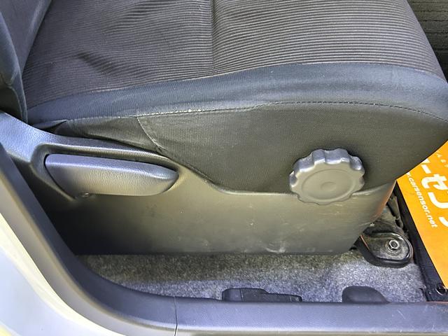 ｅＫカスタム Ｍ　ＴＶ　ＨＩＤ　キーレスエントリー　アイドリングストップ　電動格納ミラー　ベンチシート　ＣＶＴ　ＡＢＳ　ＣＤ　アルミホイール　衝突安全ボディ　エアコン（58枚目）