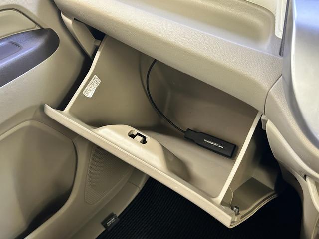 Ｎ－ＷＧＮ Ｇ　ＳＳパッケージ　ＥＴＣ　バックカメラ　ナビ　ＴＶ　衝突被害軽減システム　スマートキー　アイドリングストップ　電動格納ミラー　ベンチシート　ＣＶＴ　盗難防止システム　ＡＢＳ　ＥＳＣ　ＣＤ　ＤＶＤ再生（27枚目）