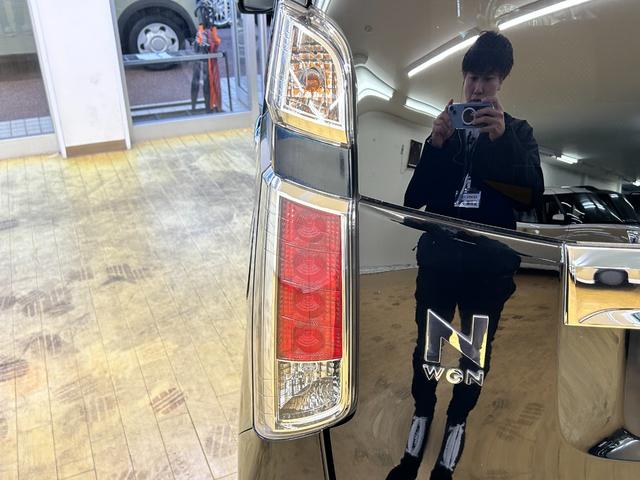 Ｎ－ＷＧＮ Ｇ　ＳＳパッケージ　ＥＴＣ　バックカメラ　ナビ　ＴＶ　衝突被害軽減システム　スマートキー　アイドリングストップ　電動格納ミラー　ベンチシート　ＣＶＴ　盗難防止システム　ＡＢＳ　ＥＳＣ　ＣＤ　ＤＶＤ再生（56枚目）