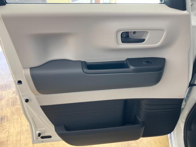 Ｎ－ＢＯＸ ベースグレード　バックカメラ　両側スライド・片側電動　クリアランスソナー　オートクルーズコントロール　レーンアシスト　衝突被害軽減システム　オートライト　ＬＥＤヘッドランプ　スマートキー　アイドリングストップ（68枚目）