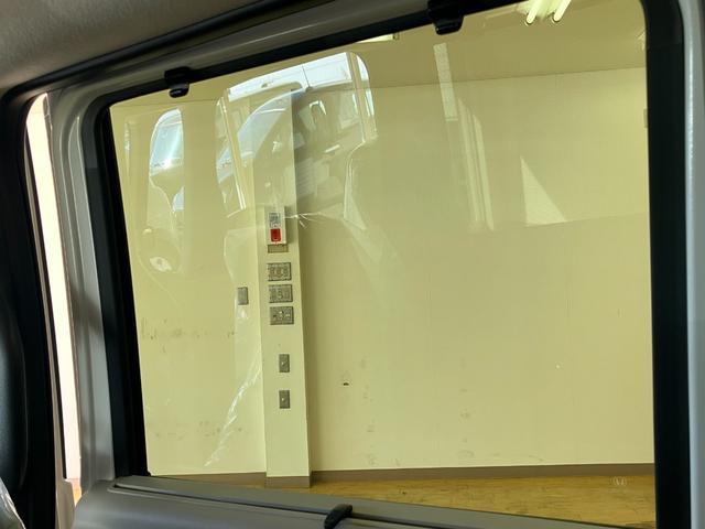 Ｎ－ＢＯＸ ベースグレード　バックカメラ　両側スライド・片側電動　クリアランスソナー　オートクルーズコントロール　レーンアシスト　衝突被害軽減システム　オートライト　ＬＥＤヘッドランプ　スマートキー　アイドリングストップ（75枚目）