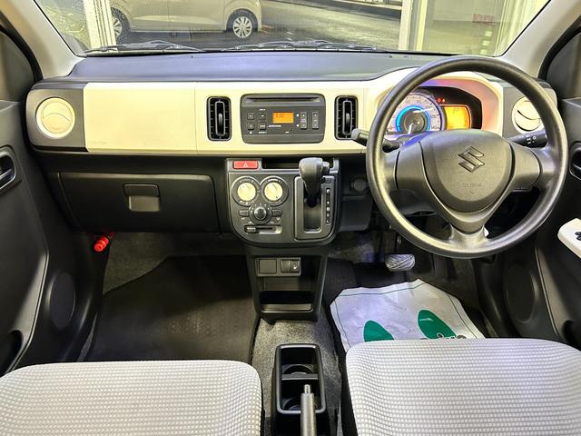 アルト Ｓ　キーレスエントリー　アイドリングストップ　電動格納ミラー　シートヒーター　ＣＶＴ　盗難防止システム　ＡＢＳ　ＥＳＣ　ＣＤ　ミュージックプレイヤー接続可　衝突安全ボディ　エアコン　パワーステアリング（5枚目）