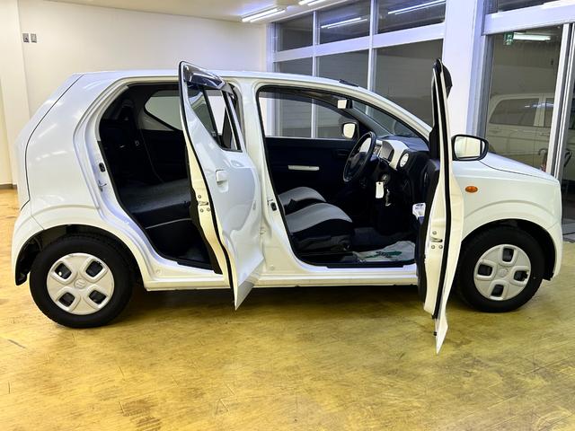 アルト Ｓ　キーレスエントリー　アイドリングストップ　電動格納ミラー　シートヒーター　ＣＶＴ　盗難防止システム　ＡＢＳ　ＥＳＣ　ＣＤ　ミュージックプレイヤー接続可　衝突安全ボディ　エアコン　パワーステアリング（17枚目）