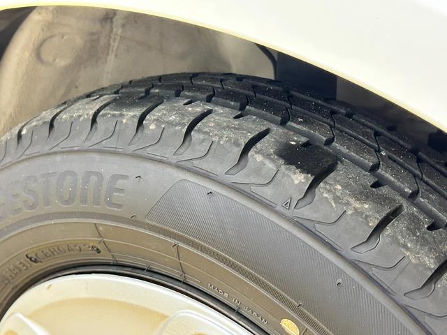 アルト Ｓ　キーレスエントリー　アイドリングストップ　電動格納ミラー　シートヒーター　ＣＶＴ　盗難防止システム　ＡＢＳ　ＥＳＣ　ＣＤ　ミュージックプレイヤー接続可　衝突安全ボディ　エアコン　パワーステアリング（33枚目）