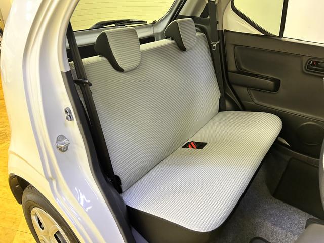 アルト Ｓ　キーレスエントリー　アイドリングストップ　電動格納ミラー　シートヒーター　ＣＶＴ　盗難防止システム　ＡＢＳ　ＥＳＣ　ＣＤ　ミュージックプレイヤー接続可　衝突安全ボディ　エアコン　パワーステアリング（42枚目）