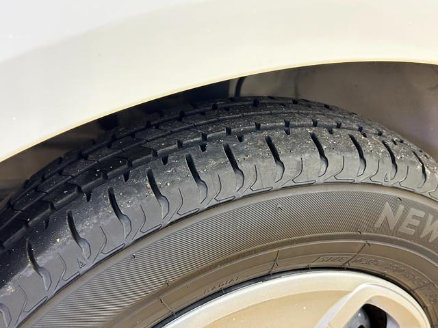 アルト Ｓ　キーレスエントリー　アイドリングストップ　電動格納ミラー　シートヒーター　ＣＶＴ　盗難防止システム　ＡＢＳ　ＥＳＣ　ＣＤ　ミュージックプレイヤー接続可　衝突安全ボディ　エアコン　パワーステアリング（58枚目）