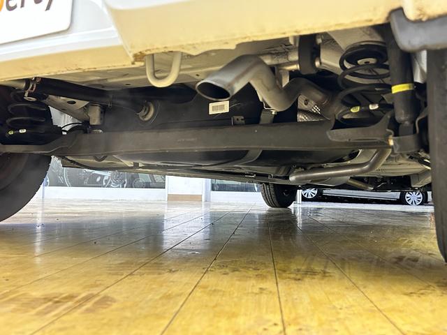 アルト Ｓ　キーレスエントリー　アイドリングストップ　電動格納ミラー　シートヒーター　ＣＶＴ　盗難防止システム　ＡＢＳ　ＥＳＣ　ＣＤ　ミュージックプレイヤー接続可　衝突安全ボディ　エアコン　パワーステアリング（61枚目）