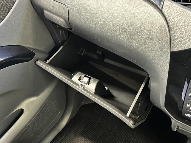 ルークス ハイウェイスター　両側スライド・片側電動　ＴＶ　オートライト　ＨＩＤ　スマートキー　電動格納ミラー　ベンチシート　ＣＶＴ　盗難防止システム　ＡＢＳ　ＣＤ　ミュージックプレイヤー接続可　アルミホイール　衝突安全ボディ（14枚目）