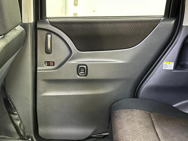 ルークス ハイウェイスター　両側スライド・片側電動　ＴＶ　オートライト　ＨＩＤ　スマートキー　電動格納ミラー　ベンチシート　ＣＶＴ　盗難防止システム　ＡＢＳ　ＣＤ　ミュージックプレイヤー接続可　アルミホイール　衝突安全ボディ（36枚目）