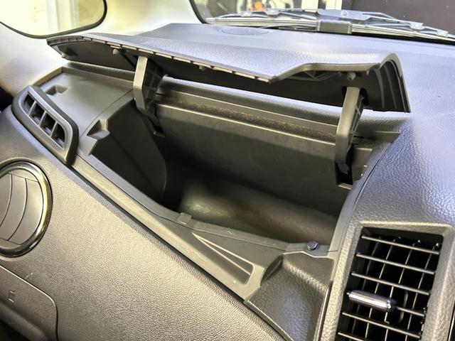 ルークス ハイウェイスター　両側スライド・片側電動　ＴＶ　オートライト　ＨＩＤ　スマートキー　電動格納ミラー　ベンチシート　ＣＶＴ　盗難防止システム　ＡＢＳ　ＣＤ　ミュージックプレイヤー接続可　アルミホイール　衝突安全ボディ（68枚目）