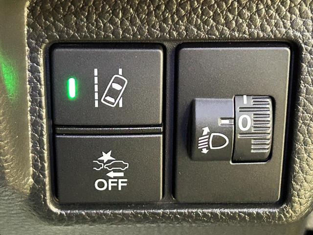 Ｎ－ＢＯＸカスタム Ｌ　ＥＴＣ　バックカメラ　両側スライド・片側電動　ナビ　クリアランスソナー　オートクルーズコントロール　レーンアシスト　衝突被害軽減システム　オートライト　ＬＥＤヘッドランプ（10枚目）