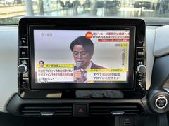 ＴＶ付きの車となっております。送迎時の待ち時間などとてもお役に立ちます。 3