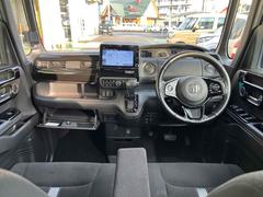 この度は当店のお車をご覧になっていただき、誠にありがとうございます。じっくり現車確認して頂けるよう、ご準備を致します！ 2