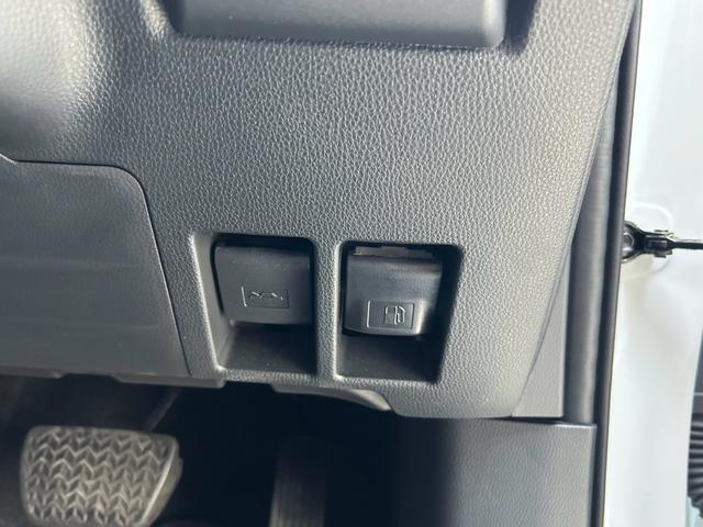 ランドクルーザー250 VX サンルーフ 軽油 ルーフレール 純正ナビ Bluetooth  全周囲カメラ レーダークルーズコントロール ブラインドスポットモニター ETC パワーバックドア テレナビキット(12枚目)