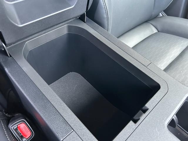 ランドクルーザー250 VX サンルーフ 軽油 ルーフレール 純正ナビ Bluetooth  全周囲カメラ レーダークルーズコントロール ブラインドスポットモニター ETC パワーバックドア テレナビキット(15枚目)