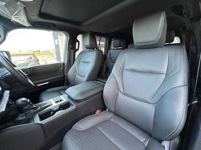 ランドクルーザー250 VX サンルーフ 軽油 ルーフレール 純正ナビ Bluetooth  全周囲カメラ レーダークルーズコントロール ブラインドスポットモニター ETC パワーバックドア テレナビキット(66枚目)