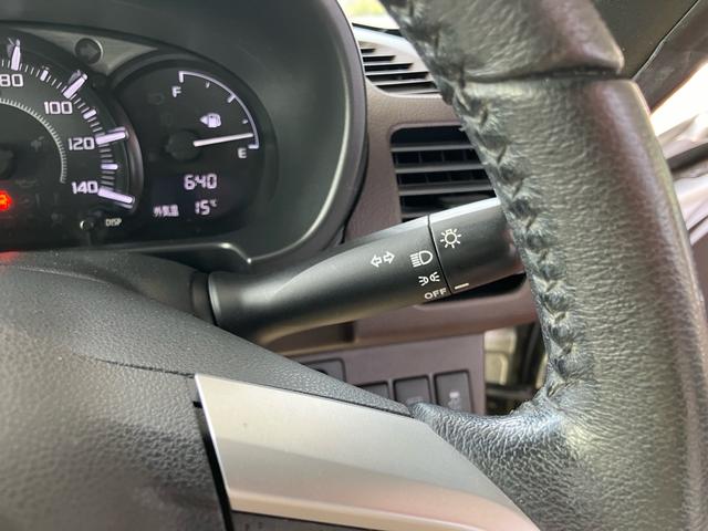 【新車販売】当店はダイハツ特約店ですが、その他国産各メーカーの新車販売も可能です。中古車と新車の比較相談も承りますのでお気軽にお申し付けください。