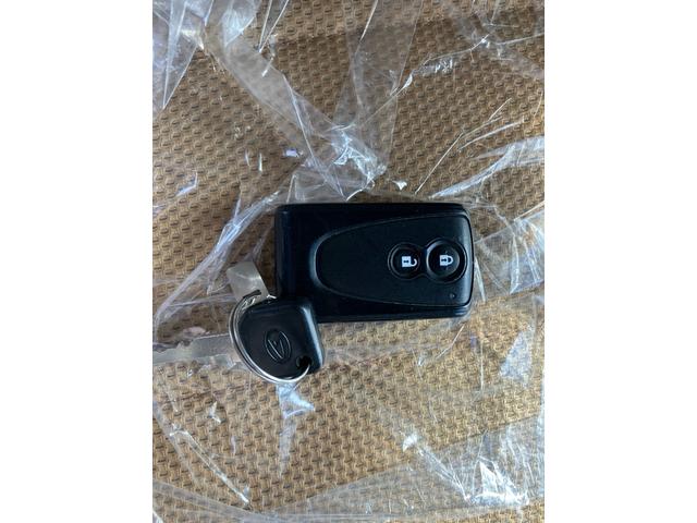 【アフターメンテナンス】各種定期点検メニューやオイル交換専用機械も用意しています。ご購入後もご安心ください。