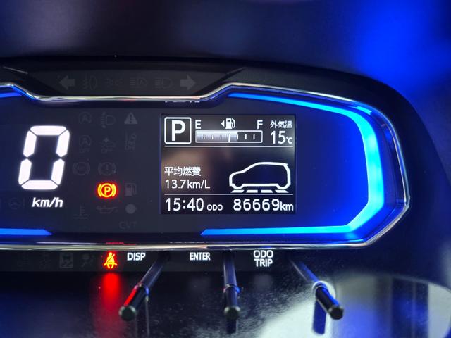 ミライース Ｘ　ＳＡＩＩＩ　スマートアシスト３　衝突軽減ブレーキ　純正ＣＤプレーヤー　障害物センサー　レーンキープアシスト　ＡＢＳ　アイドリングストップ　車検令和１０年２月４日　禁煙車　外装コーティング　車内除菌清掃済み（10枚目）