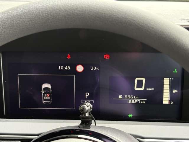 【メーター周り】※２０２５年１０月現在の走行距離は１２８２７ｋｍです☆展示移動などで若干距離が増加する場合がございます！