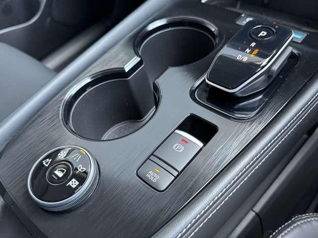 �M���҂��Ȃǂŕ֗��ȃI�[�g�z�[���h�@�\���p�[�L���O���X�C�b�`���Ŋy�X��