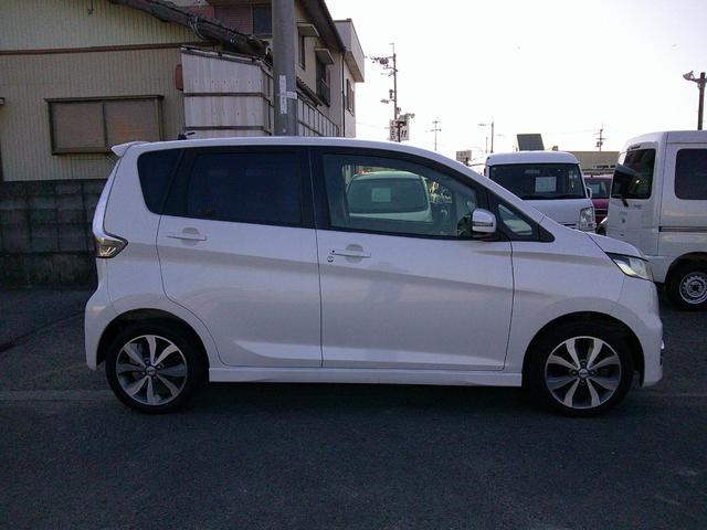 デイズ ハイウェイスター　Ｇ　ナビ、テレビ、ＣＤ、ＤＶＤ　ｉＰｏｄ　ミュージックプレイヤー　ＳＤ　ハンズフリー　ドラレコ　ＥＴＣ　アルミ　ＡＢＳ　アイドリングストップ　バックモニター　シートヒーター　電格ウィンカーミラー（7枚目）