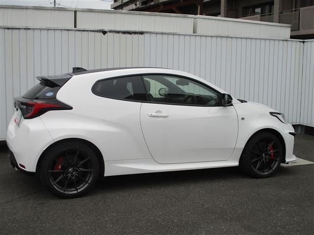 GRヤリス RZ ハイパフォーマンス 4WD メモリーナビ ミュージックプレイヤー接続可 バックカメラ 衝突被害軽減システム ETC ドラレコ LEDヘッドランプ(10枚目)