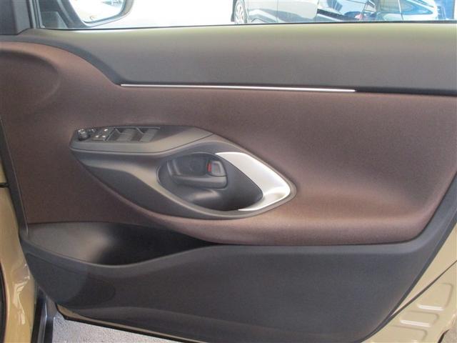 ヤリスクロス ハイブリッドＺ　フルセグ　ミュージックプレイヤー接続可　バックカメラ　衝突被害軽減システム　ＥＴＣ　ドラレコ　ＬＥＤヘッドランプ　ワンオーナー（17枚目）