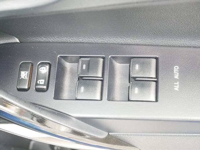 ハイブリッド 純正ナビ ETC バックモニター プッシュスタート ドライブレコーダー プリクラッシュセーフティ 車線逸脱警報 スマートキー LEDヘッドライト付き(31枚目)