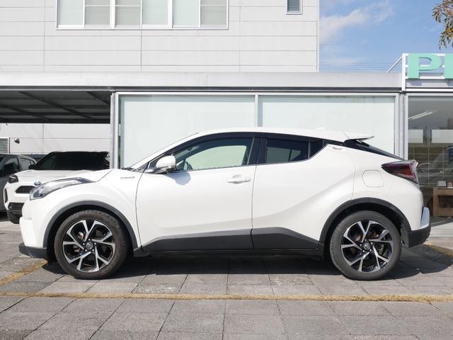 Ｃ－ＨＲ Ｇ　純正ナビ　ＥＴＣ　バックモニター　プッシュスタート　オートハイビーム　車線逸脱警報　衝突被害軽減システムプリクラッシュセーフティ　ＬＥＤヘッドライト　スマートキー付き（3枚目）