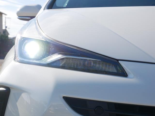 プリウス Ａ　純正ナビ　バックモニター　ＥＴＣ　プッシュスタート　ドライブレコーダー　オートエアコン　オートハイビーム　車線逸脱警報　衝突被害軽減システムプリクラッシュセーフティ付き（8枚目）