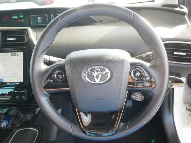 プリウス Ａ　純正ナビ　バックモニター　ＥＴＣ　プッシュスタート　ドライブレコーダー　オートエアコン　オートハイビーム　車線逸脱警報　衝突被害軽減システムプリクラッシュセーフティ付き（28枚目）