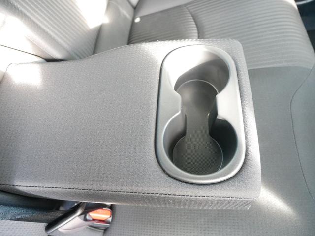 プリウス Ａ　純正ナビ　バックモニター　ＥＴＣ　プッシュスタート　ドライブレコーダー　オートエアコン　オートハイビーム　車線逸脱警報　衝突被害軽減システムプリクラッシュセーフティ付き（44枚目）