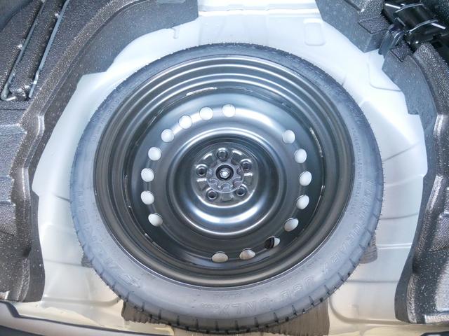 プリウス Ａ　純正ナビ　バックモニター　ＥＴＣ　プッシュスタート　ドライブレコーダー　オートエアコン　オートハイビーム　車線逸脱警報　衝突被害軽減システムプリクラッシュセーフティ付き（50枚目）