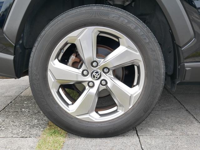 RAV4 G ディスプレイオーディオナビキット パノラミックビューモニタ ETC プッシュスタート LEDヘッドライト パワーバックドア パーキングホールド トヨタセーフティセンス付き(7枚目)