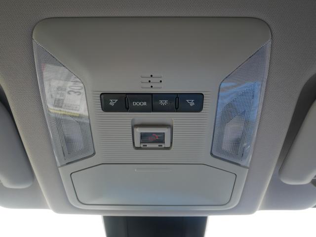 RAV4 G ディスプレイオーディオナビキット パノラミックビューモニタ ETC プッシュスタート LEDヘッドライト パワーバックドア パーキングホールド トヨタセーフティセンス付き(31枚目)