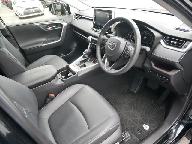 RAV4 G ディスプレイオーディオナビキット パノラミックビューモニタ ETC プッシュスタート LEDヘッドライト パワーバックドア パーキングホールド トヨタセーフティセンス付き(43枚目)