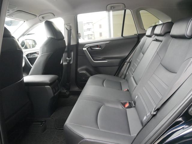 RAV4 G ディスプレイオーディオナビキット パノラミックビューモニタ ETC プッシュスタート LEDヘッドライト パワーバックドア パーキングホールド トヨタセーフティセンス付き(47枚目)