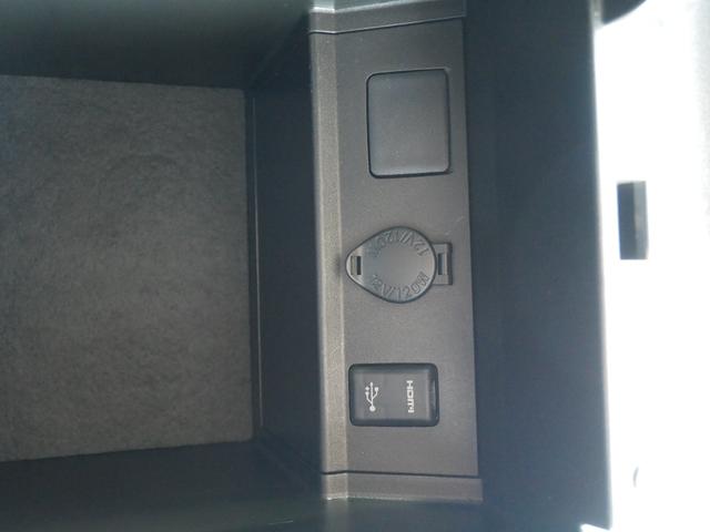 ヴェルファイア 純正ナビ バックモニター ETC プッシュスタート 両側パワースライド 後席ディスプレイ パーキングホールド オートハイビーム 車線逸脱警報 衝突被害軽減システムプリクラッシュセーフティ付き(24枚目)