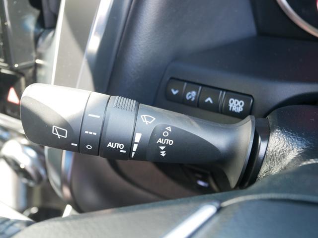 ヴェルファイア 純正ナビ バックモニター ETC プッシュスタート 両側パワースライド 後席ディスプレイ パーキングホールド オートハイビーム 車線逸脱警報 衝突被害軽減システムプリクラッシュセーフティ付き(29枚目)