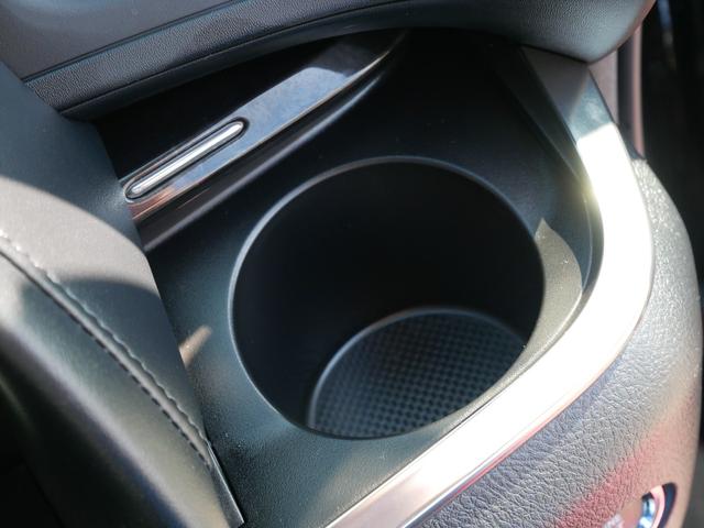 ヴェルファイア 純正ナビ バックモニター ETC プッシュスタート 両側パワースライド 後席ディスプレイ パーキングホールド オートハイビーム 車線逸脱警報 衝突被害軽減システムプリクラッシュセーフティ付き(34枚目)